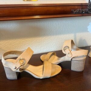 Elegant Tan Block Heel genuine leather Sandals NWOT